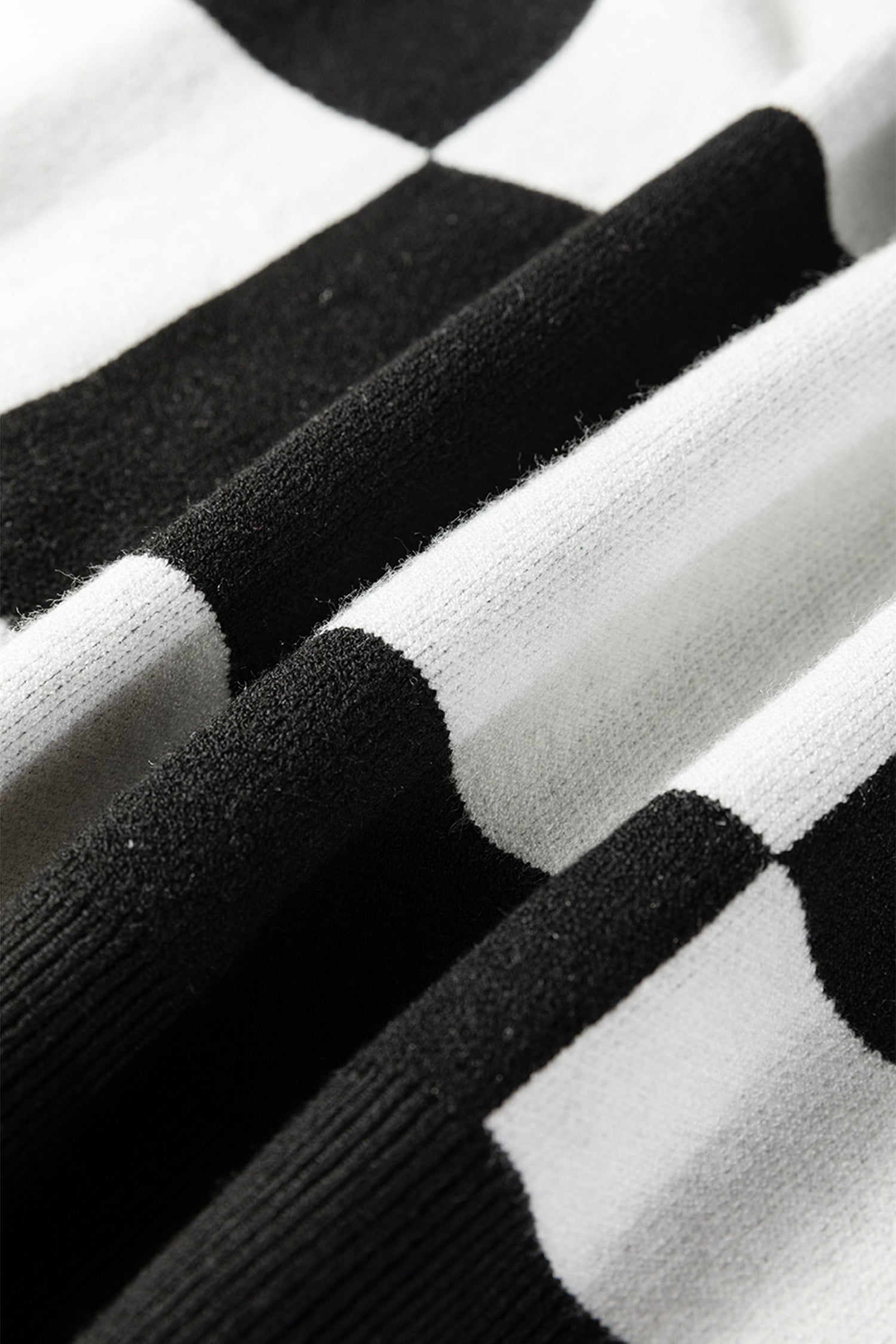 Black Checkered Pattern Loose Drop Shoulder Half Sleeve Sweater